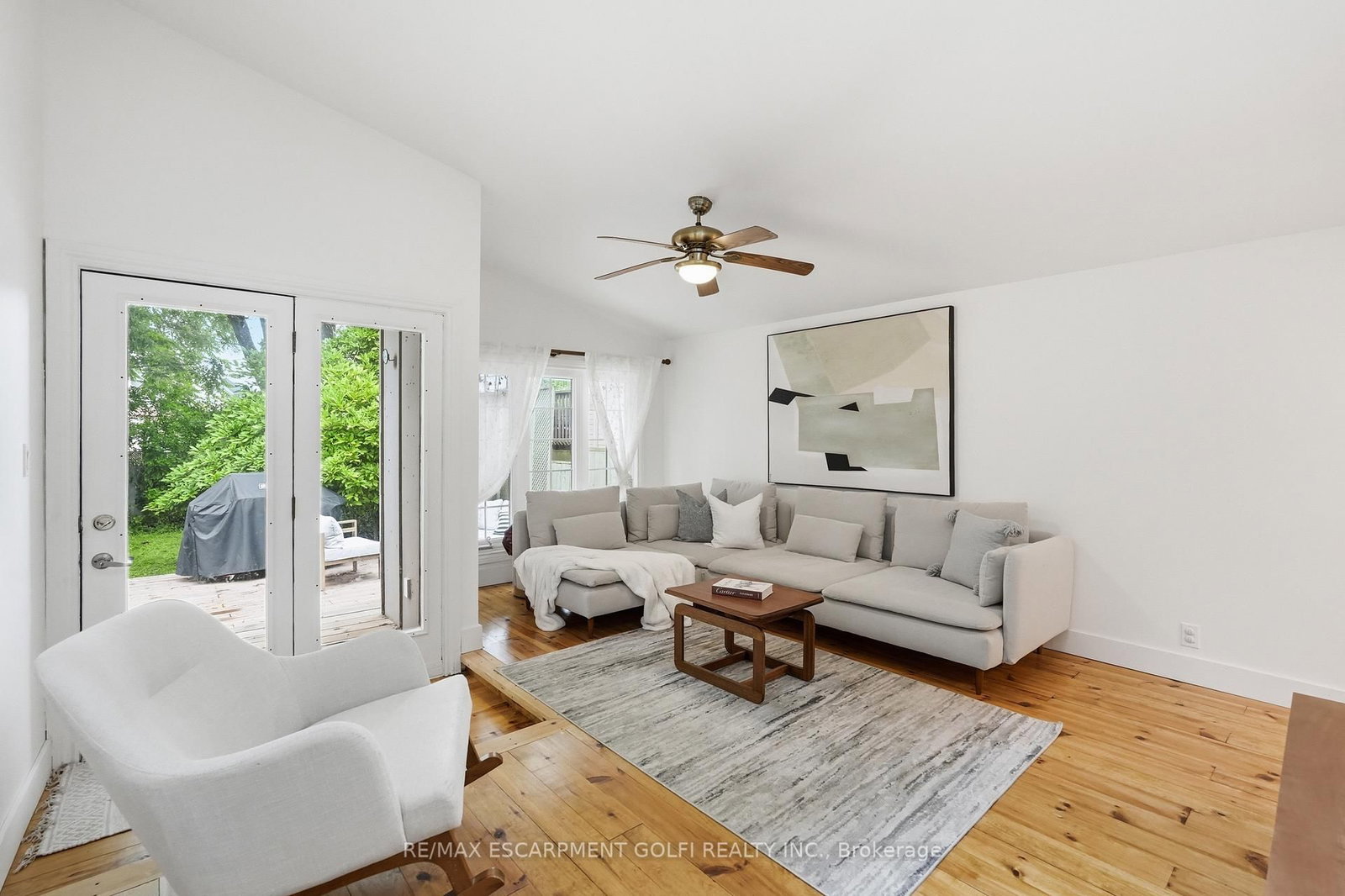 356 Hughson Street • Hamilton, ON photo 12