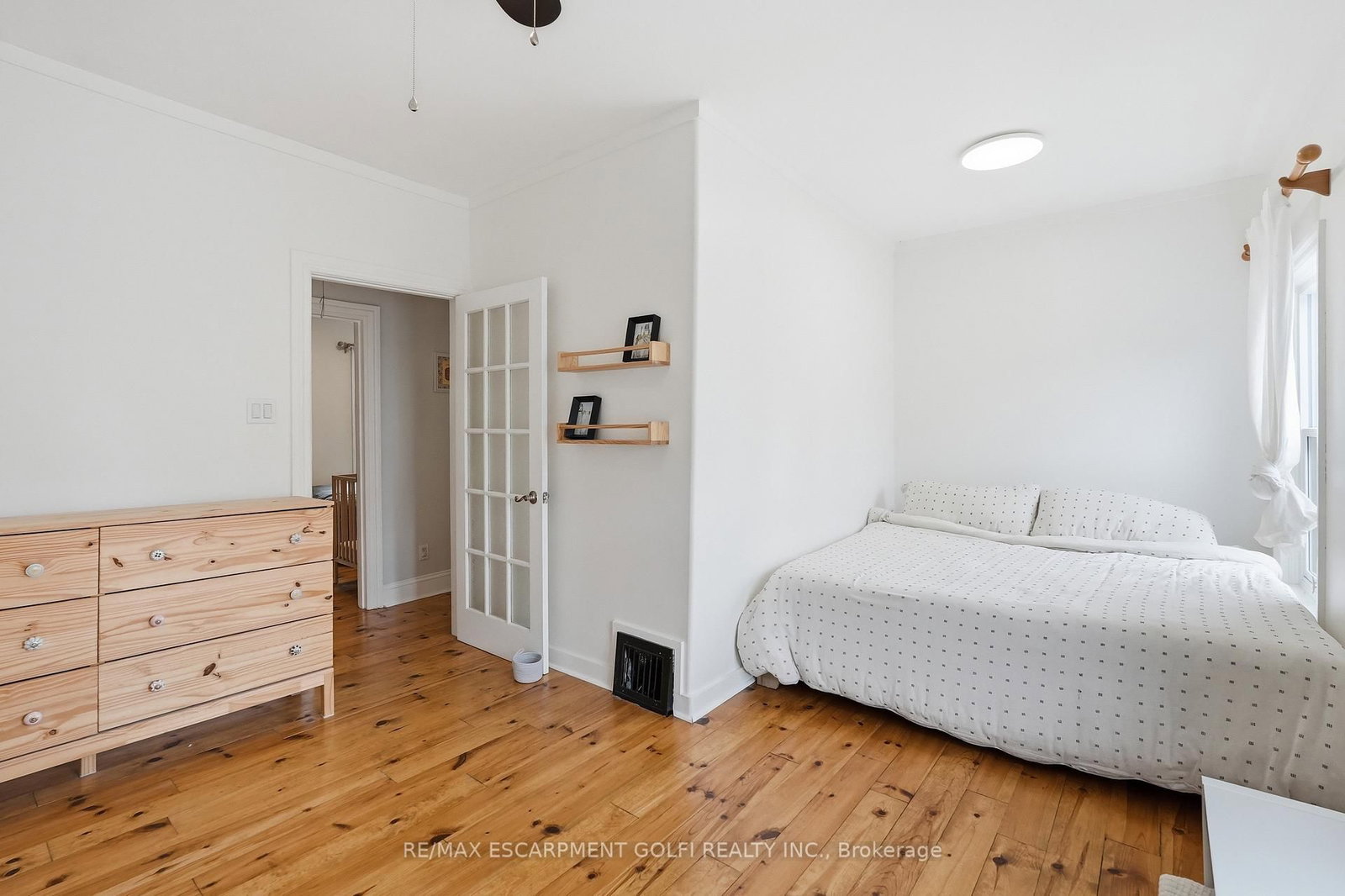 356 Hughson Street • Hamilton, ON photo 20