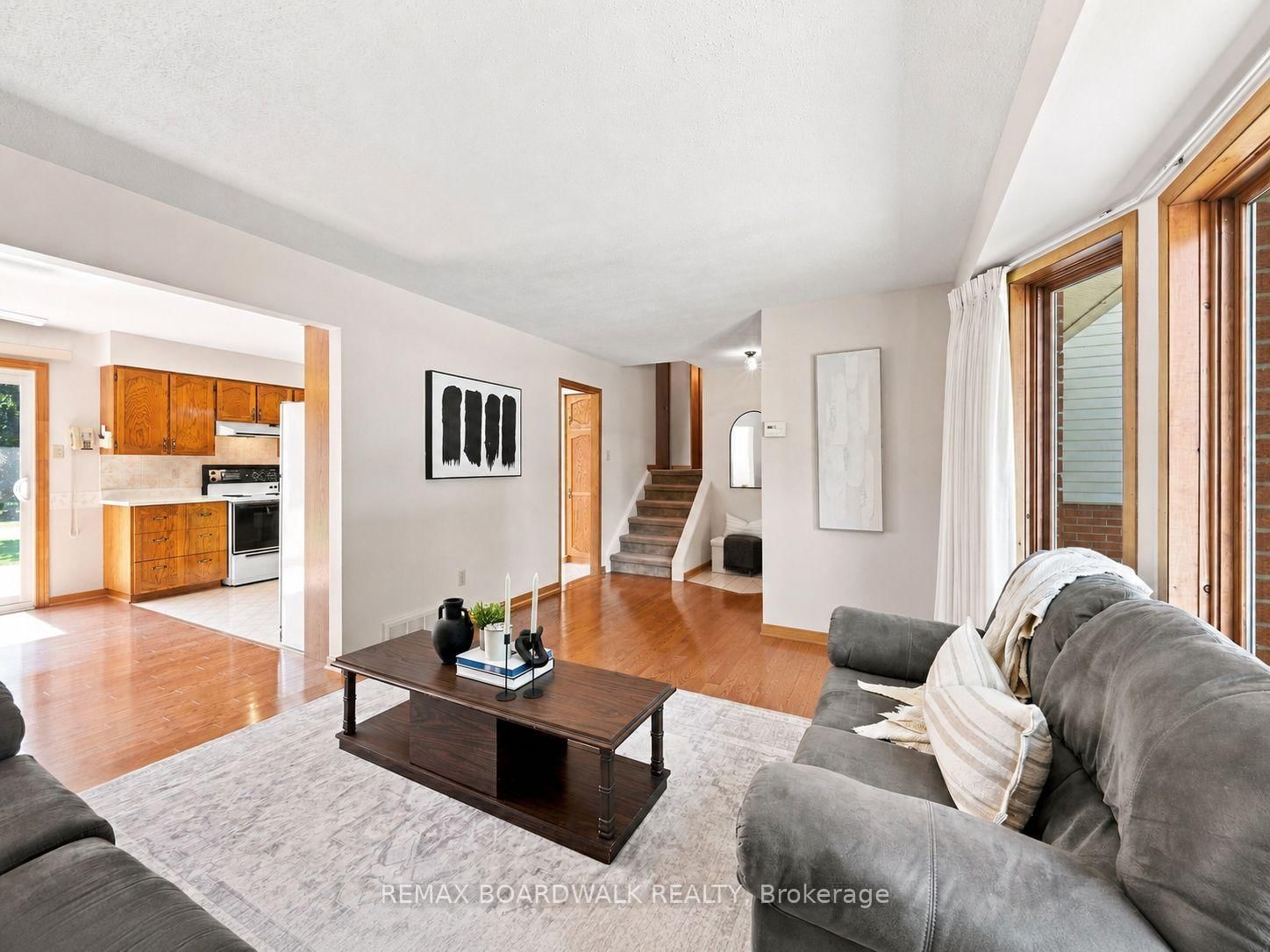 21 Maitland Street • Richmond, ON photo 10