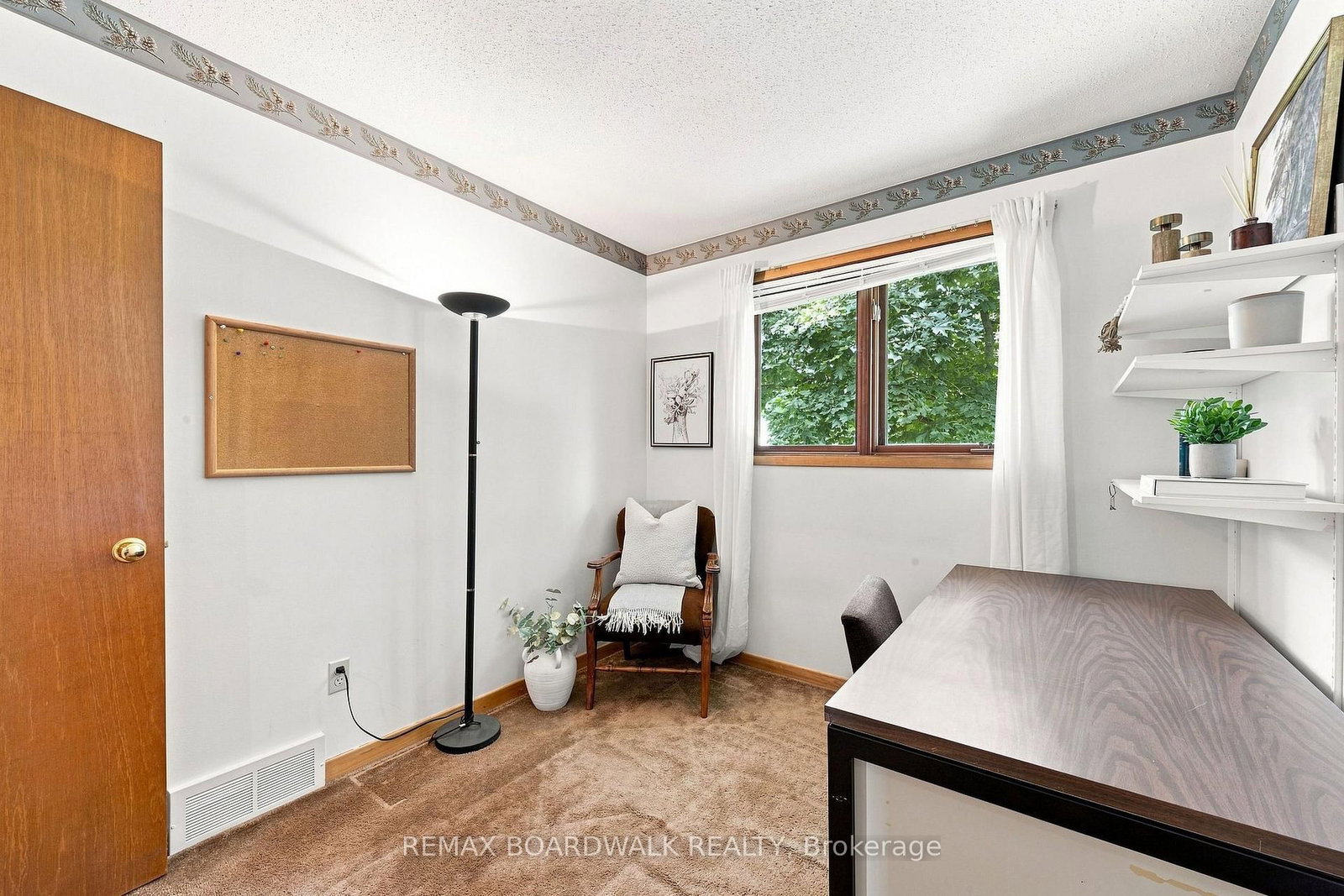 21 Maitland Street • Richmond, ON photo 19