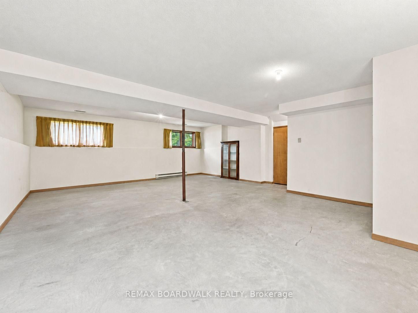 21 Maitland Street • Richmond, ON photo 27