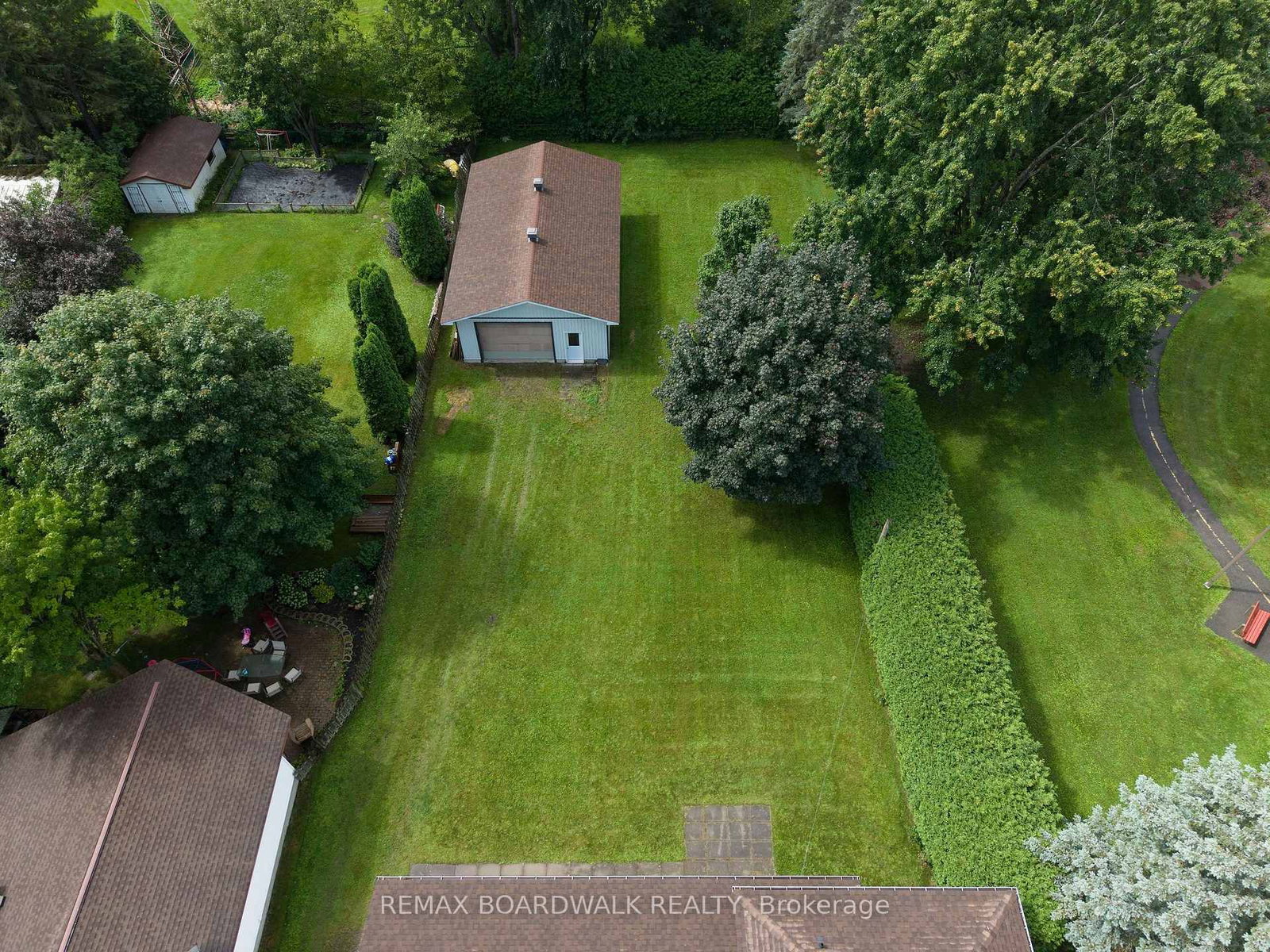 21 Maitland Street • Richmond, ON photo 34