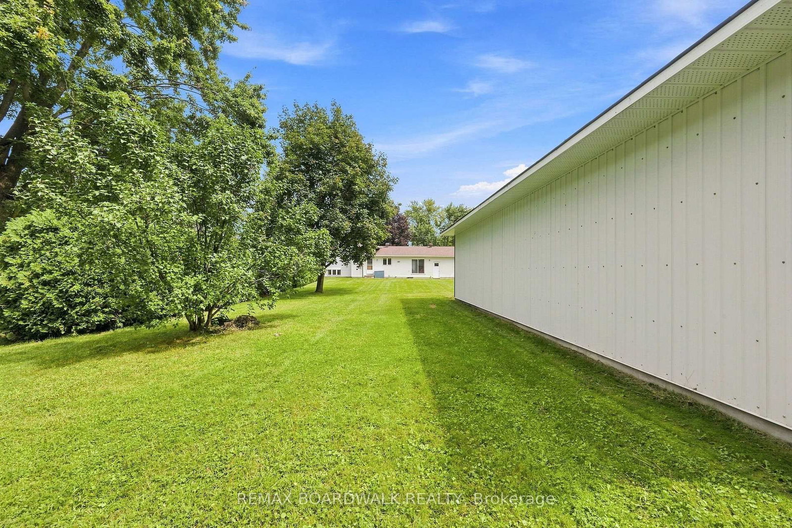 21 Maitland Street • Richmond, ON photo 39