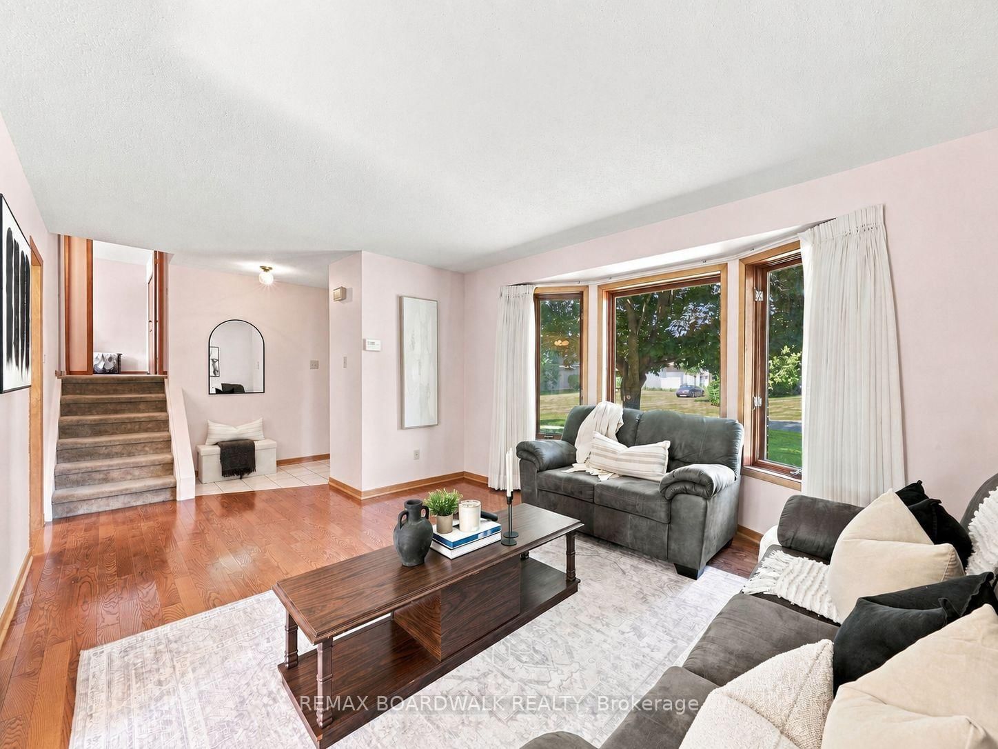 21 Maitland Street • Richmond, ON photo 9
