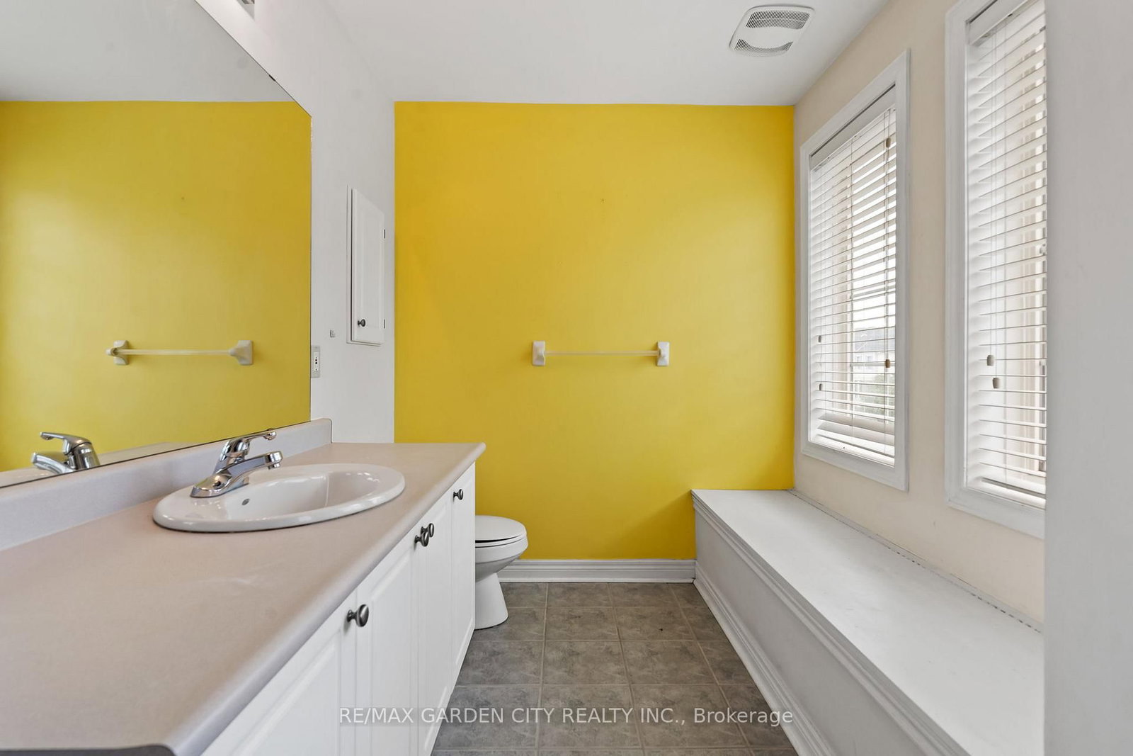 401 Wright Crescent • Niagara-on-the-Lake, ON photo 14