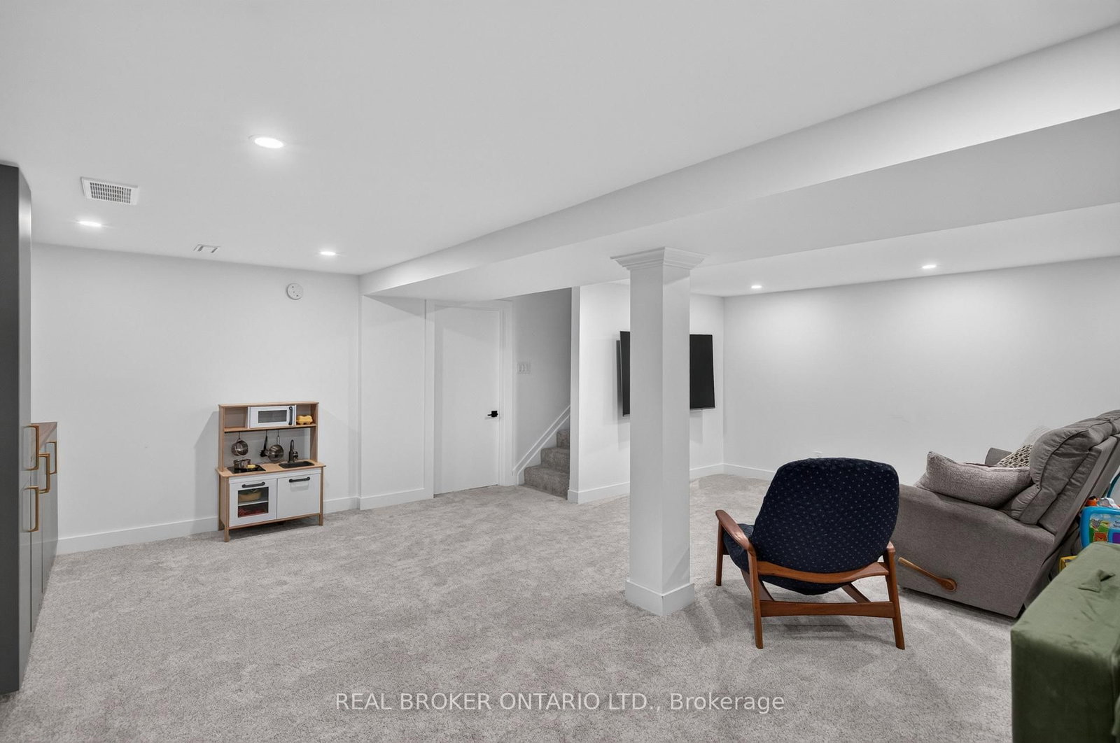171 Golfwood Drive • Hamilton, ON photo 27