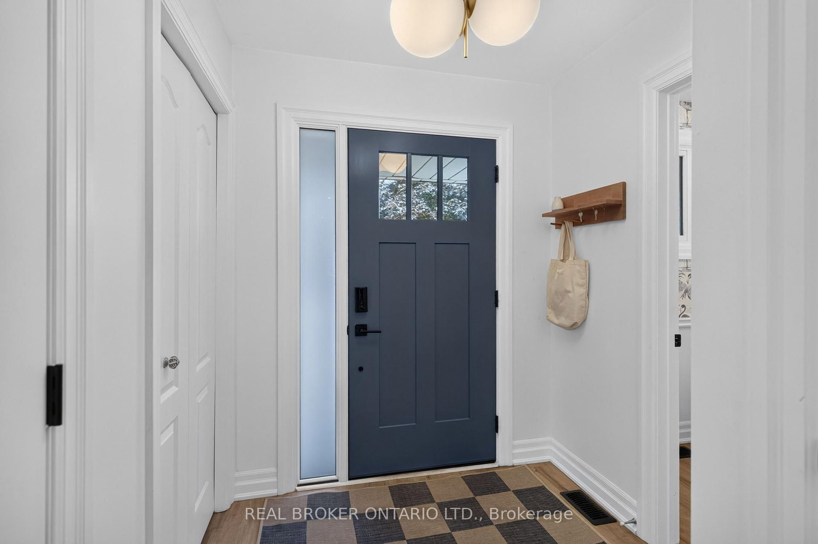 171 Golfwood Drive • Hamilton, ON photo 4