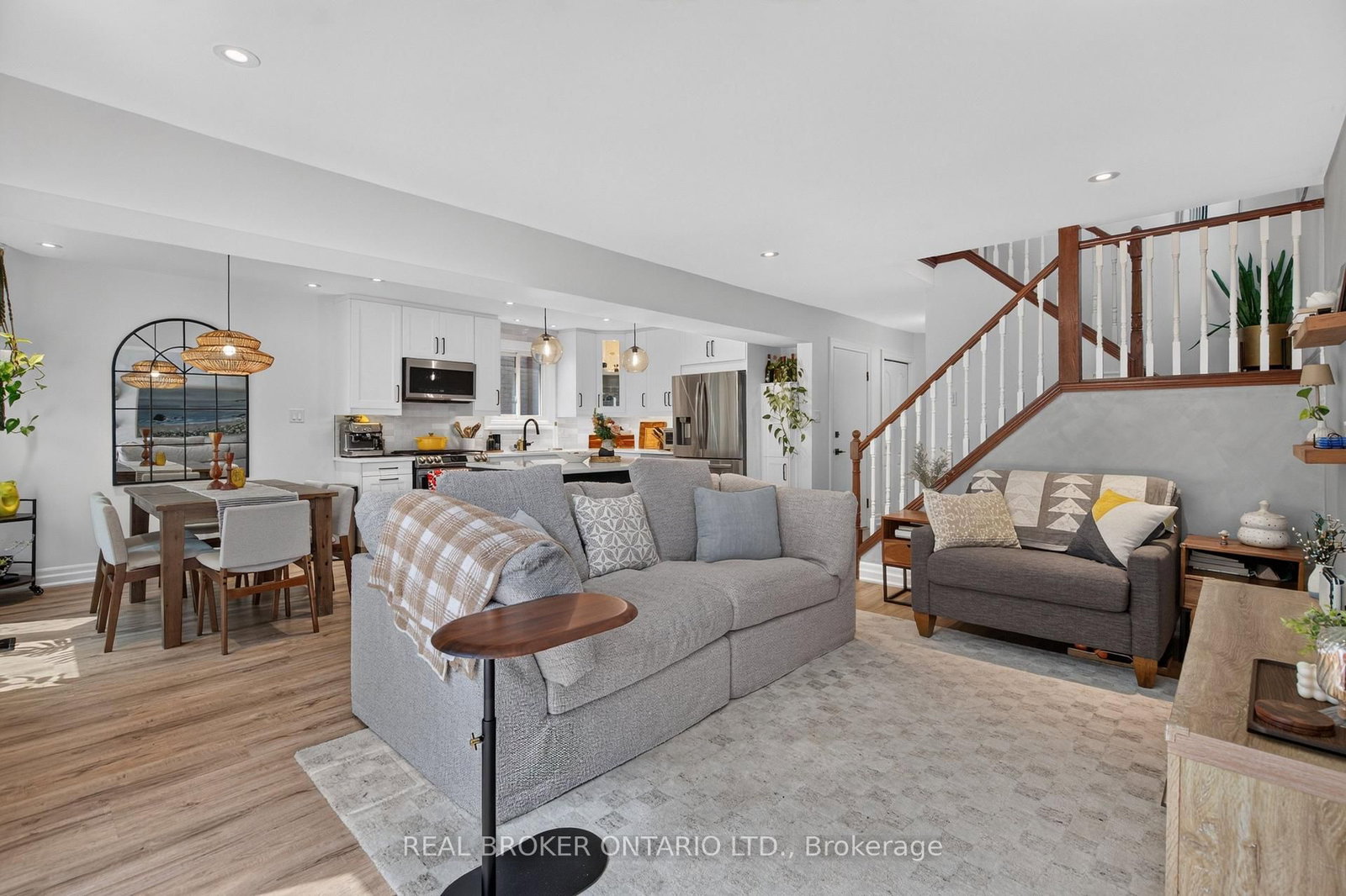 171 Golfwood Drive • Hamilton, ON photo 8