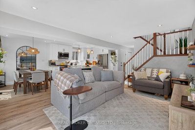 171 Golfwood Drive • Hamilton, ON photo 8