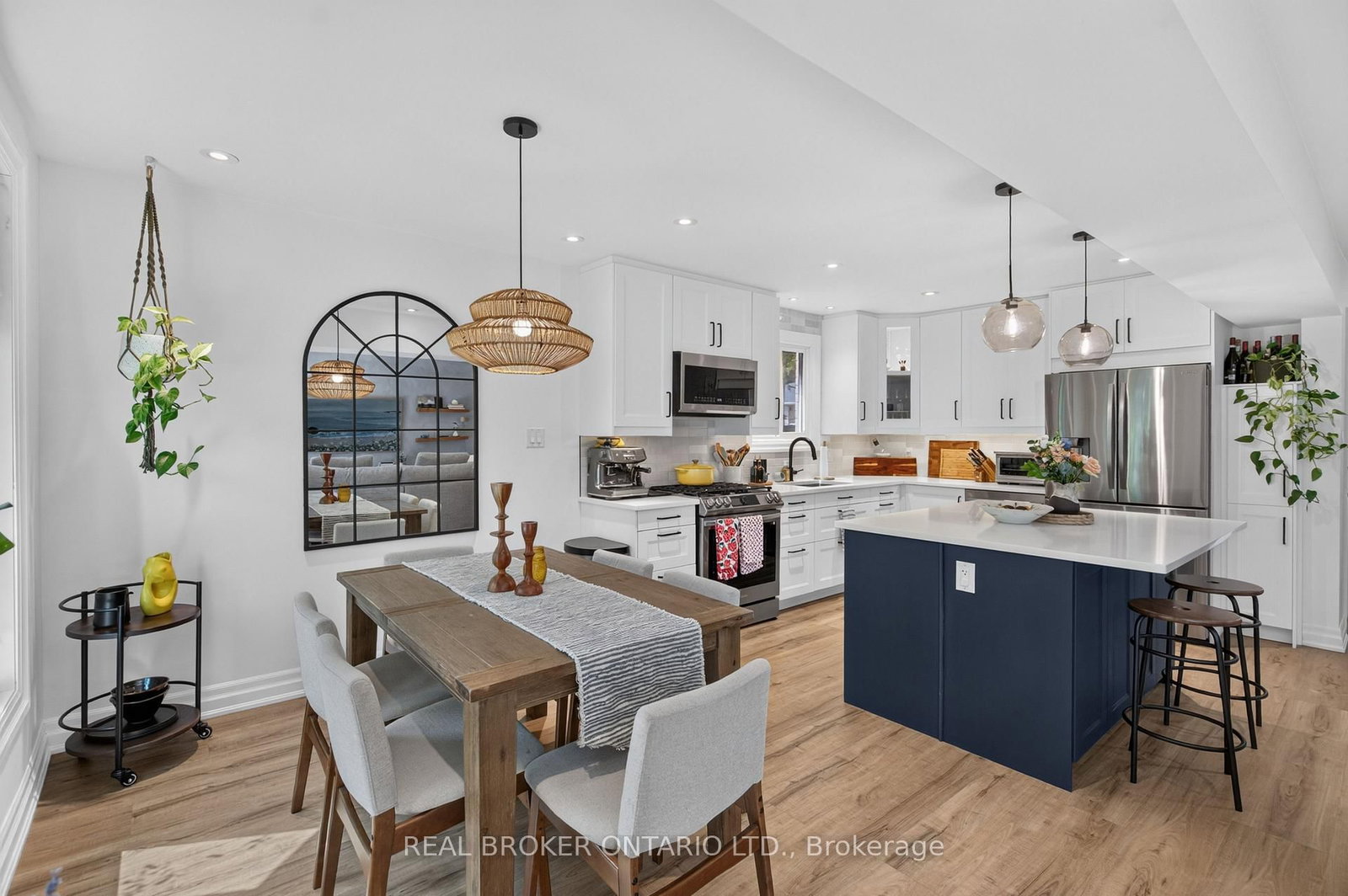 171 Golfwood Drive • Hamilton, ON photo 9