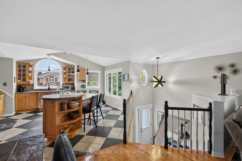 139 CASTLE GLEN Crescent