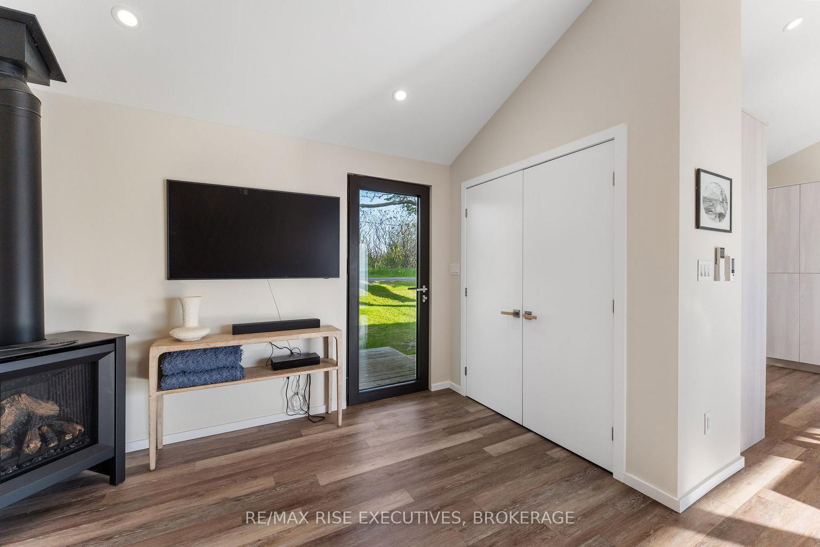 682 Salmon Point Road • Prince Edward County, ON photo 14
