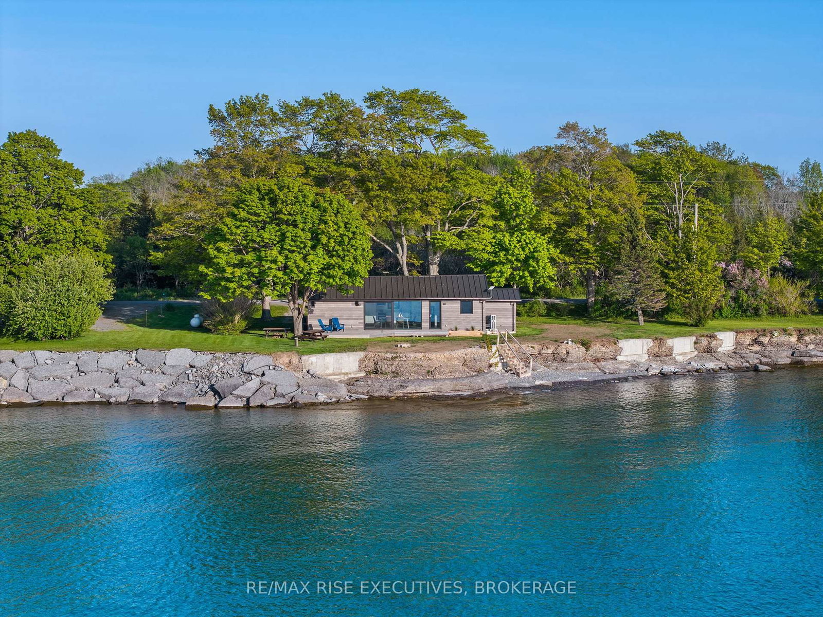 682 Salmon Point Road • Prince Edward County, ON photo 19
