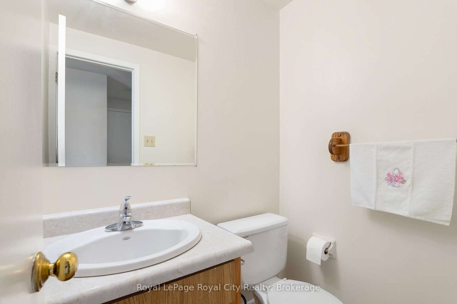 121 Imperial Road N • Guelph, ON photo 18