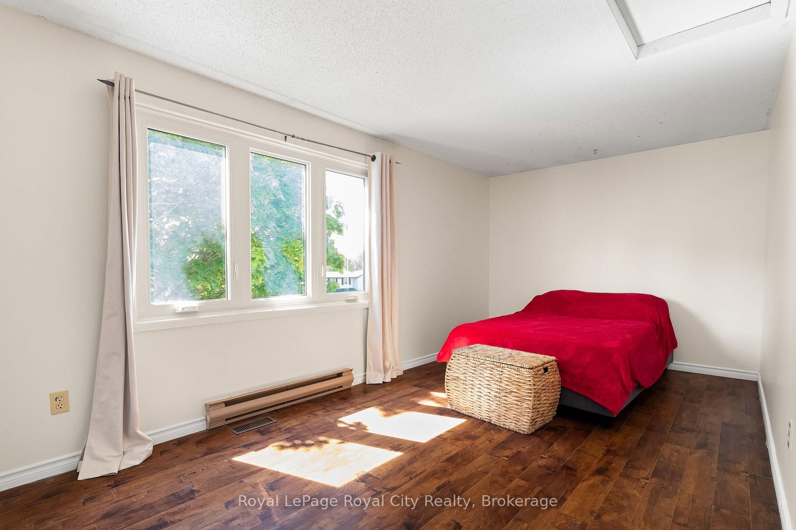 121 Imperial Road N • Guelph, ON photo 23