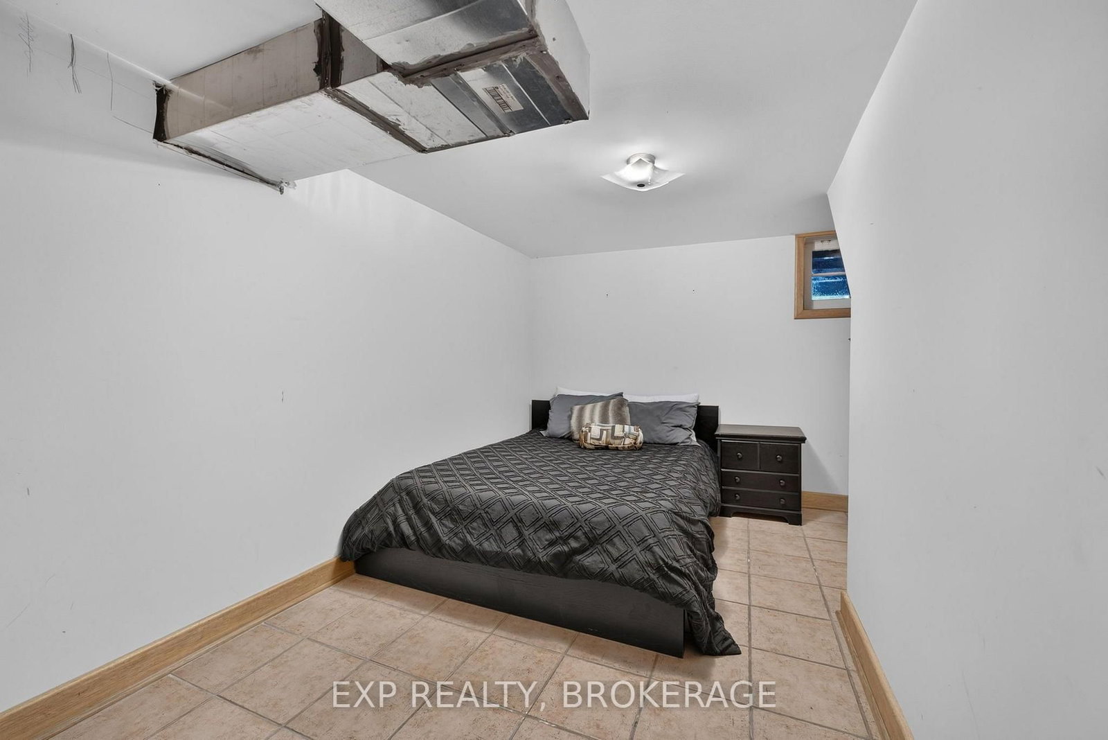 44 Lennox Street • Kingston, ON photo 18