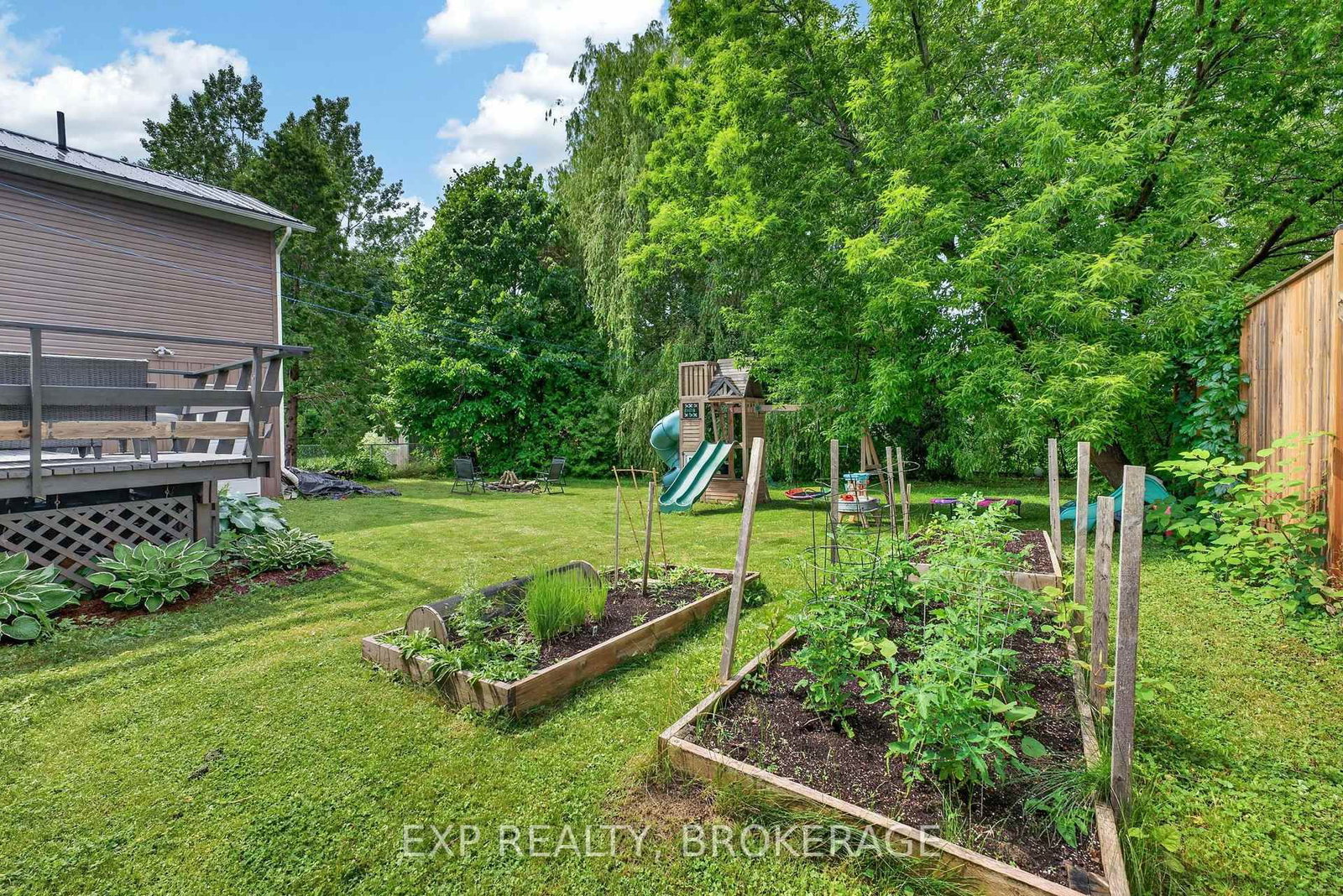 44 Lennox Street • Kingston, ON photo 23