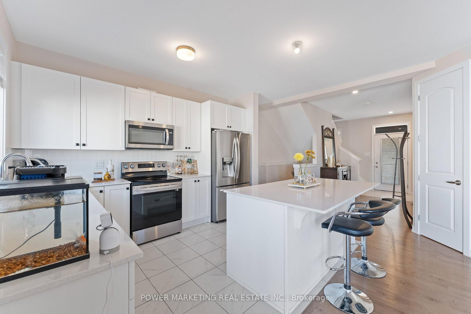228 Appalachian Circle • Ottawa, ON photo 6