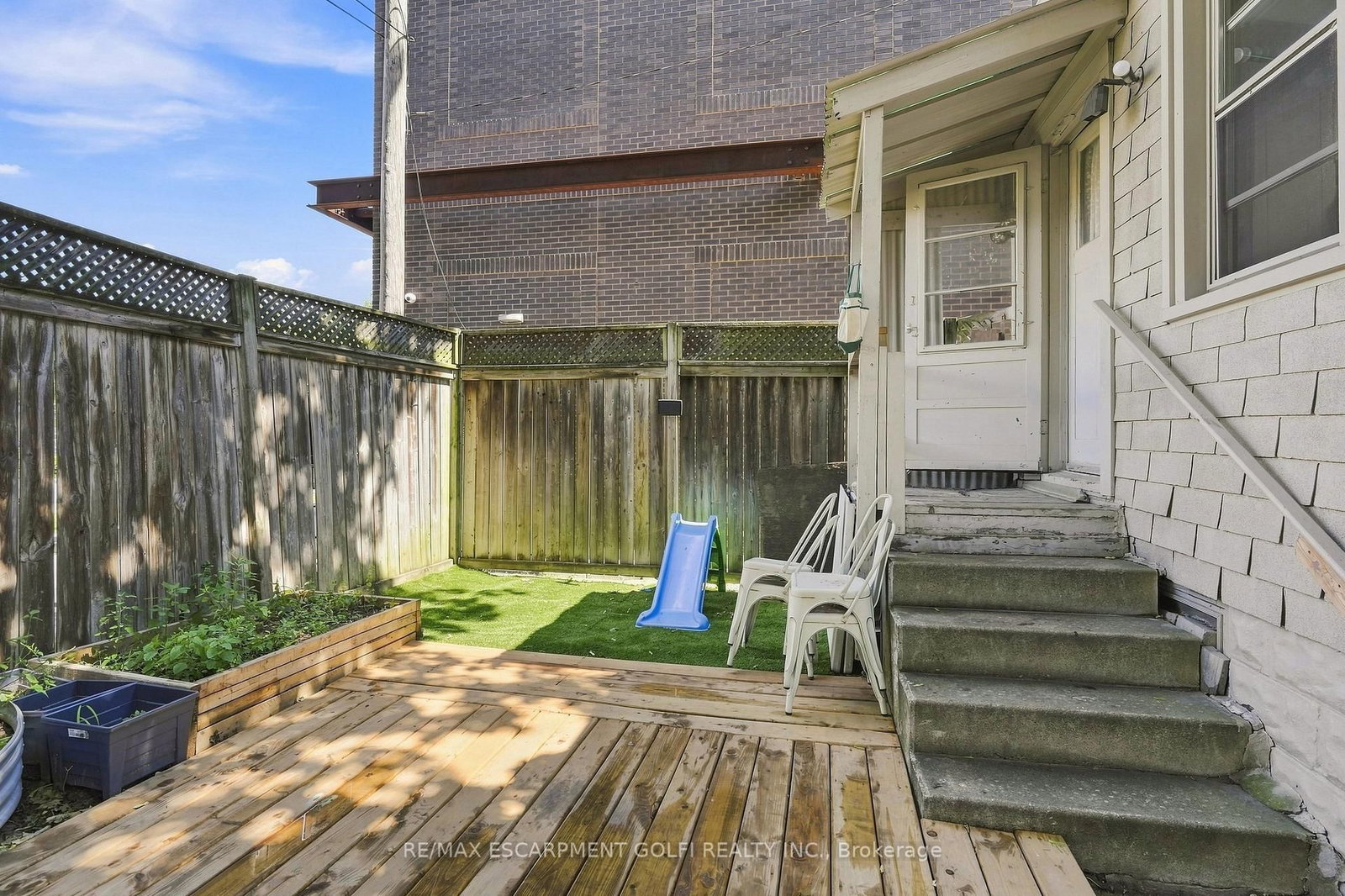 463 Dunsmure Avenue • Hamilton, ON photo 19