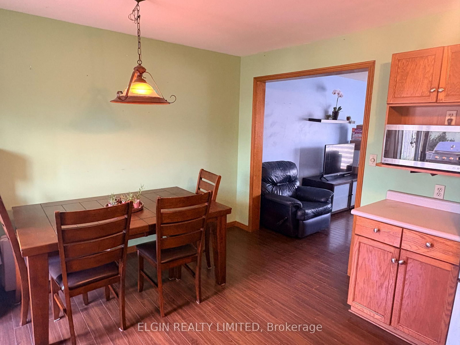 111 Manor Road • St. Thomas, ON photo 4
