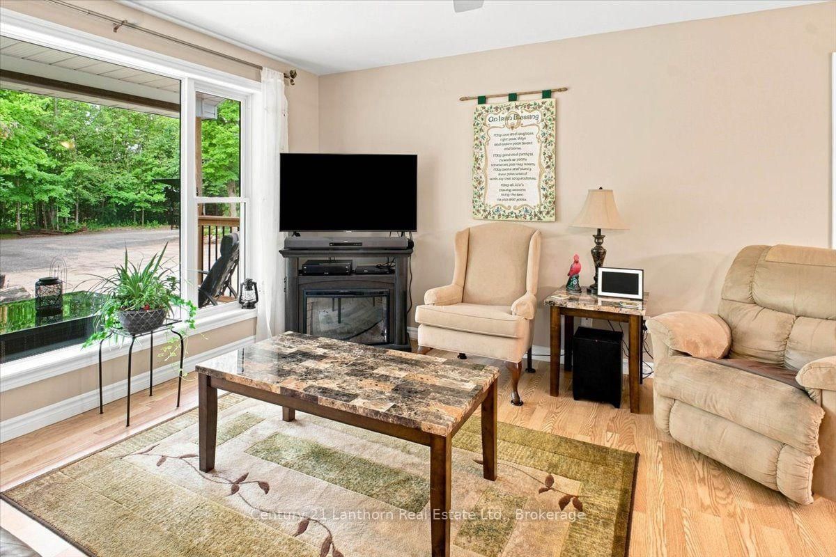 18448 Highway 62 • Madoc, ON photo 15