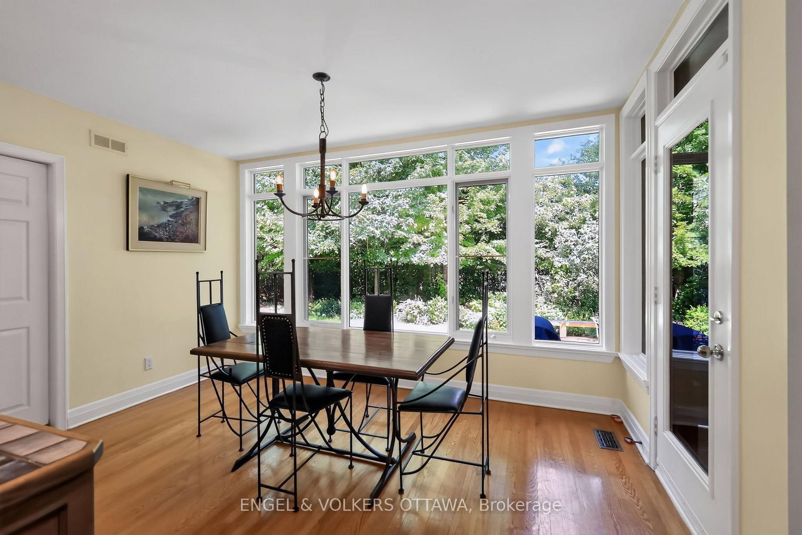 13 Chinook Crescent • Ottawa, ON photo 14