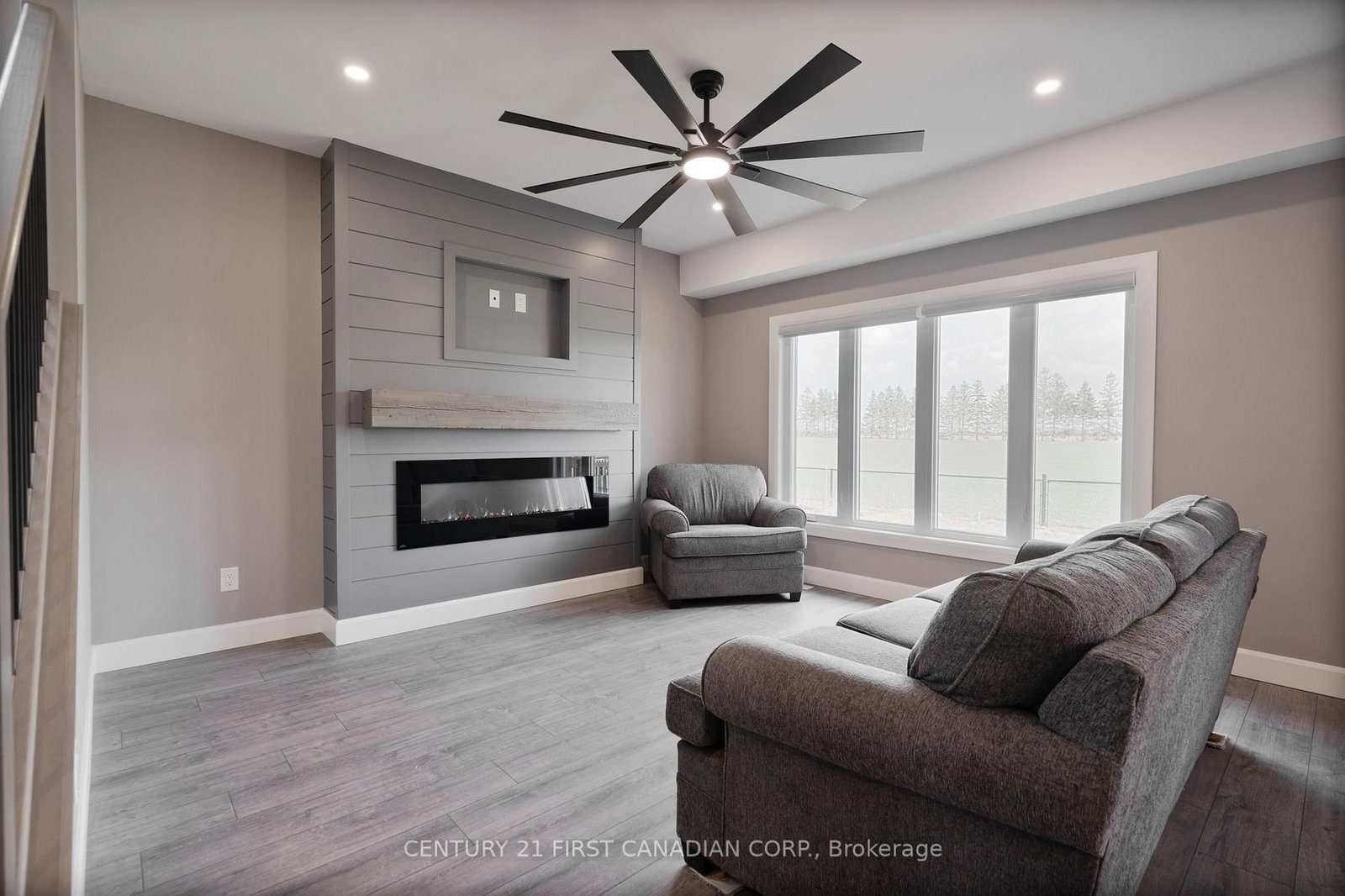 110 Sheldabren Street • North Middlesex, ON photo 12