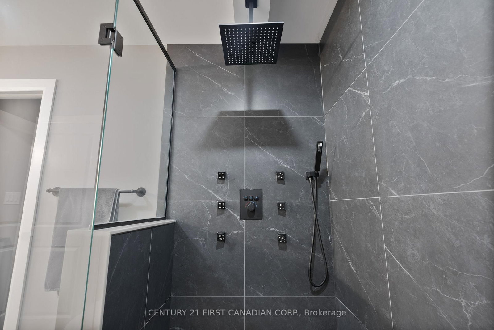 110 Sheldabren Street • North Middlesex, ON photo 23