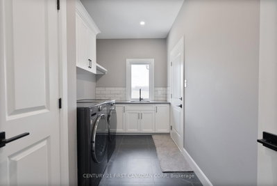 110 Sheldabren Street • North Middlesex, ON photo 4