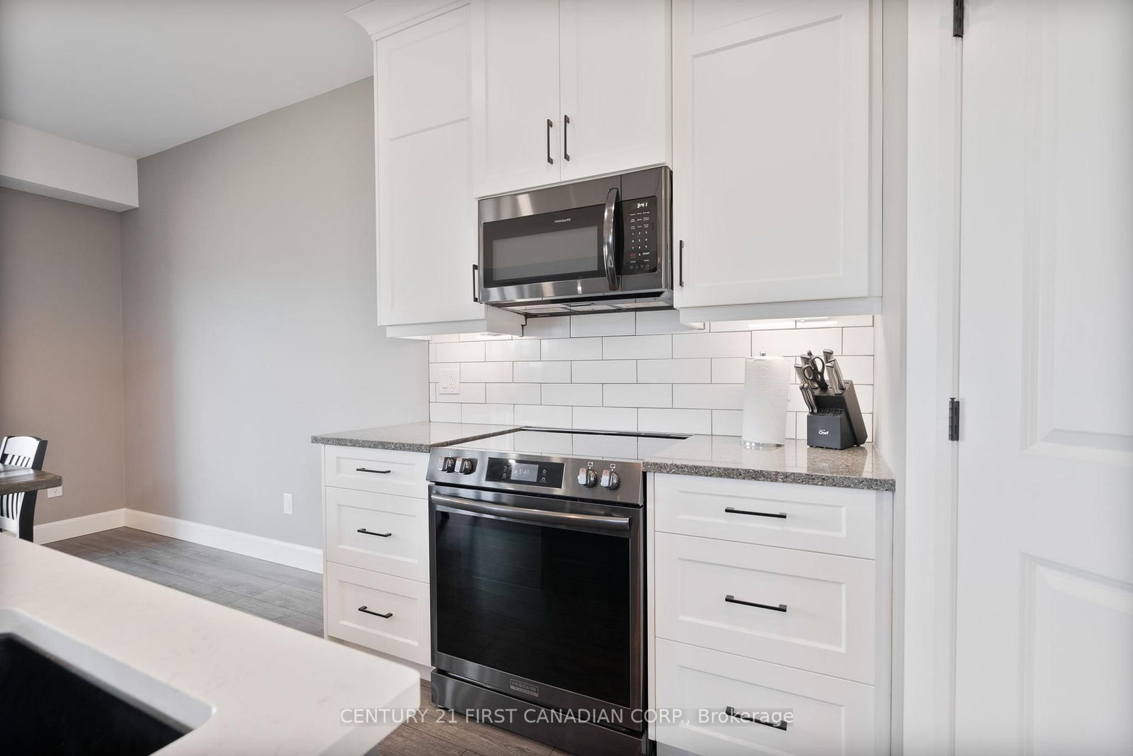 110 Sheldabren Street • North Middlesex, ON photo 9