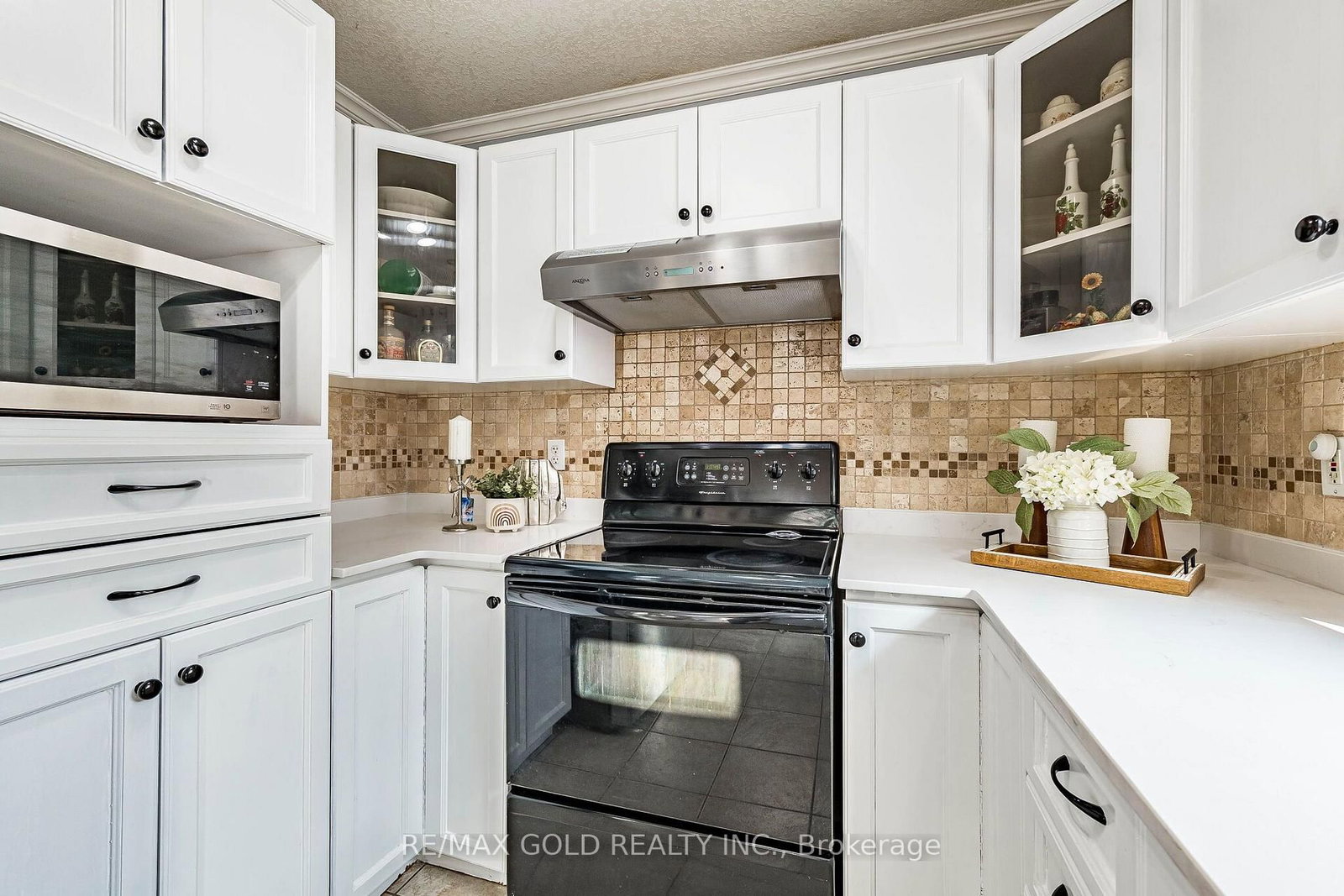 6 Moffatt Lane • Guelph, ON photo 14