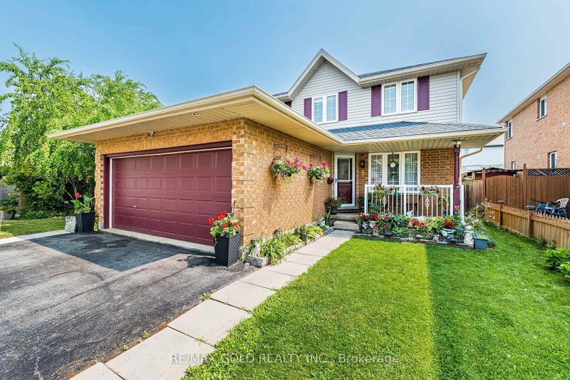 6 Moffatt Lane