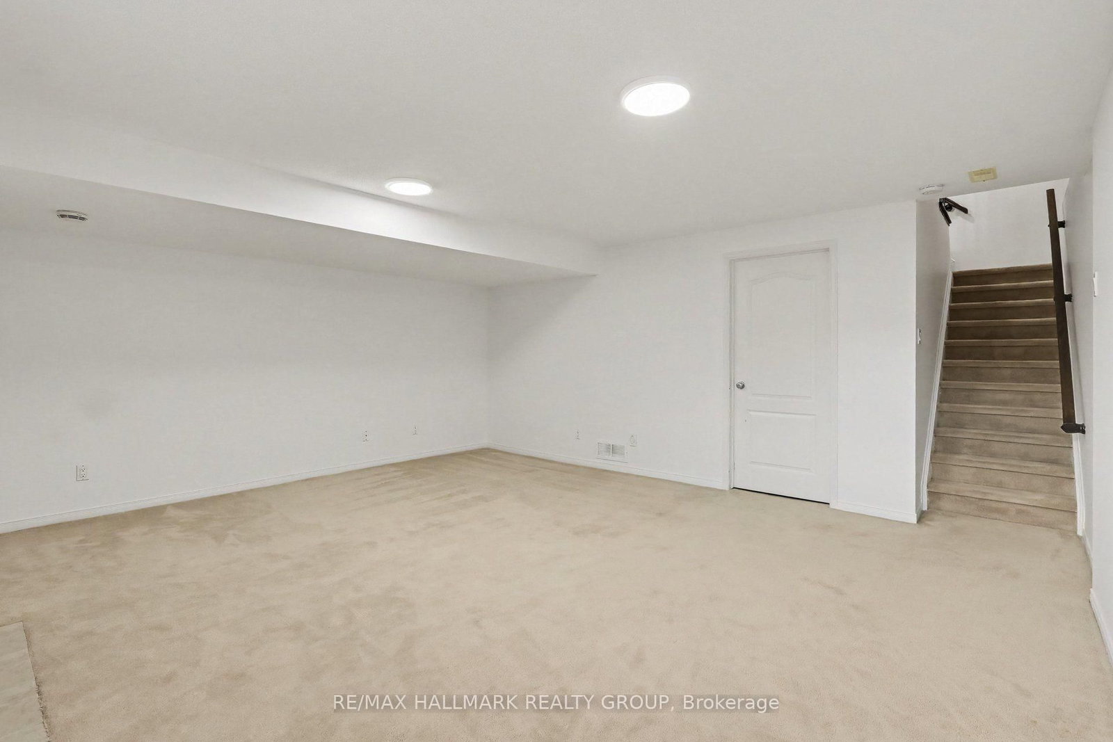 244 Calaveras Avenue • Ottawa, ON photo 28