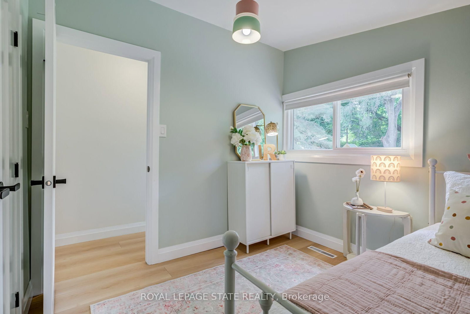 28 Helen Street • Hamilton, ON photo 21