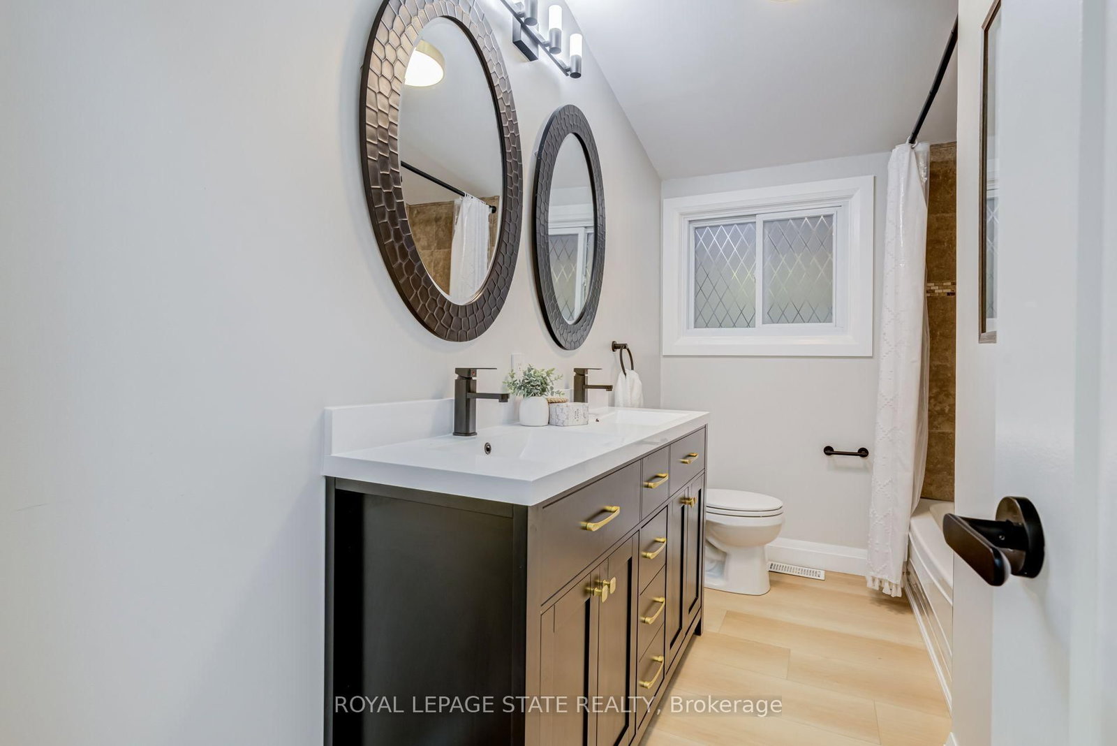 28 Helen Street • Hamilton, ON photo 22