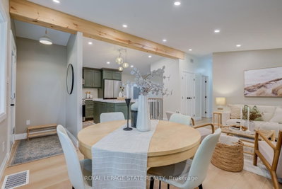 28 Helen Street • Hamilton, ON photo 8