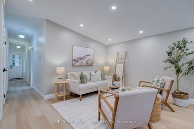 28 Helen Street • Hamilton, ON photo 9