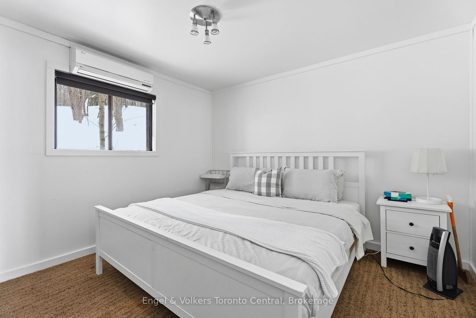 1246 Purdy Road • Muskoka Lakes, ON photo 8