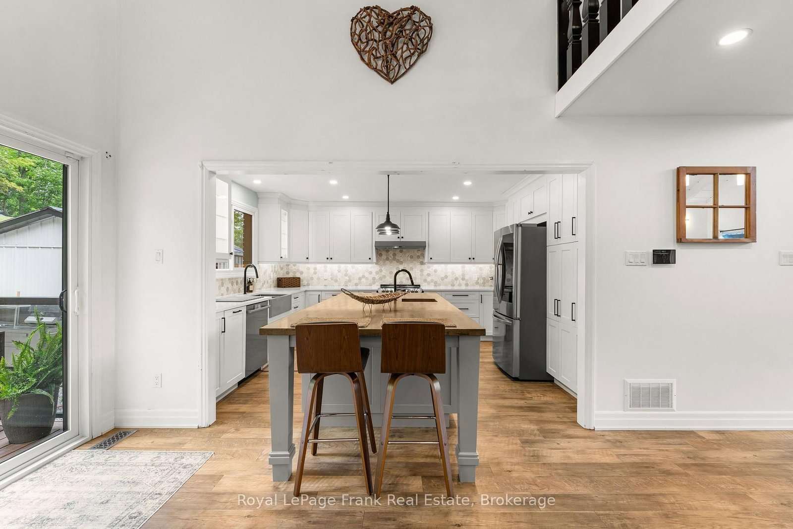 215 Francis Street • Kawartha Lakes, ON photo 13