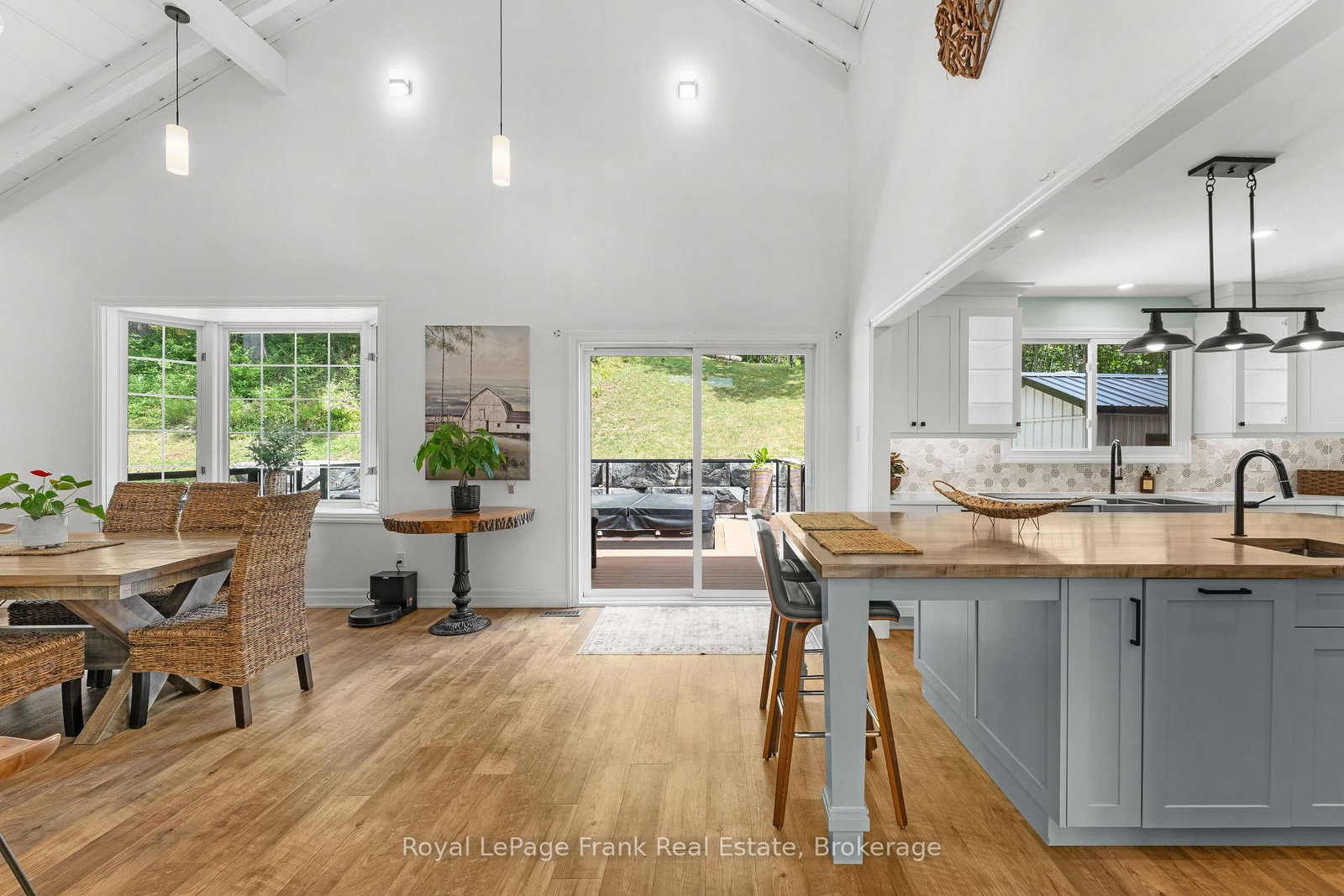 215 Francis Street • Kawartha Lakes, ON photo 14
