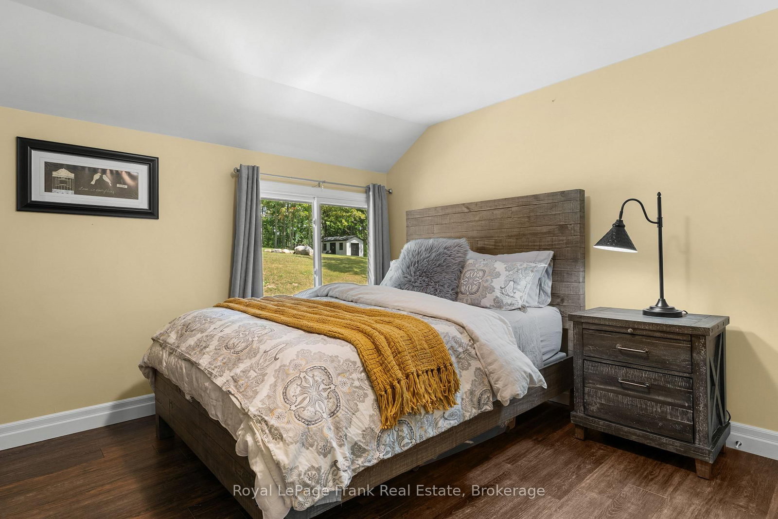 215 Francis Street • Kawartha Lakes, ON photo 26