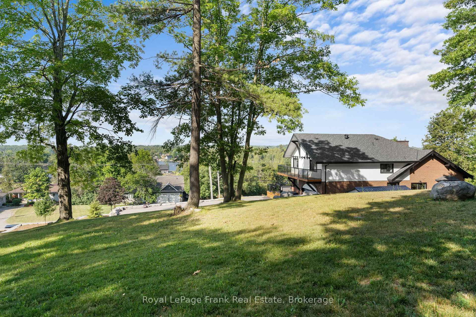 215 Francis Street • Kawartha Lakes, ON photo 35