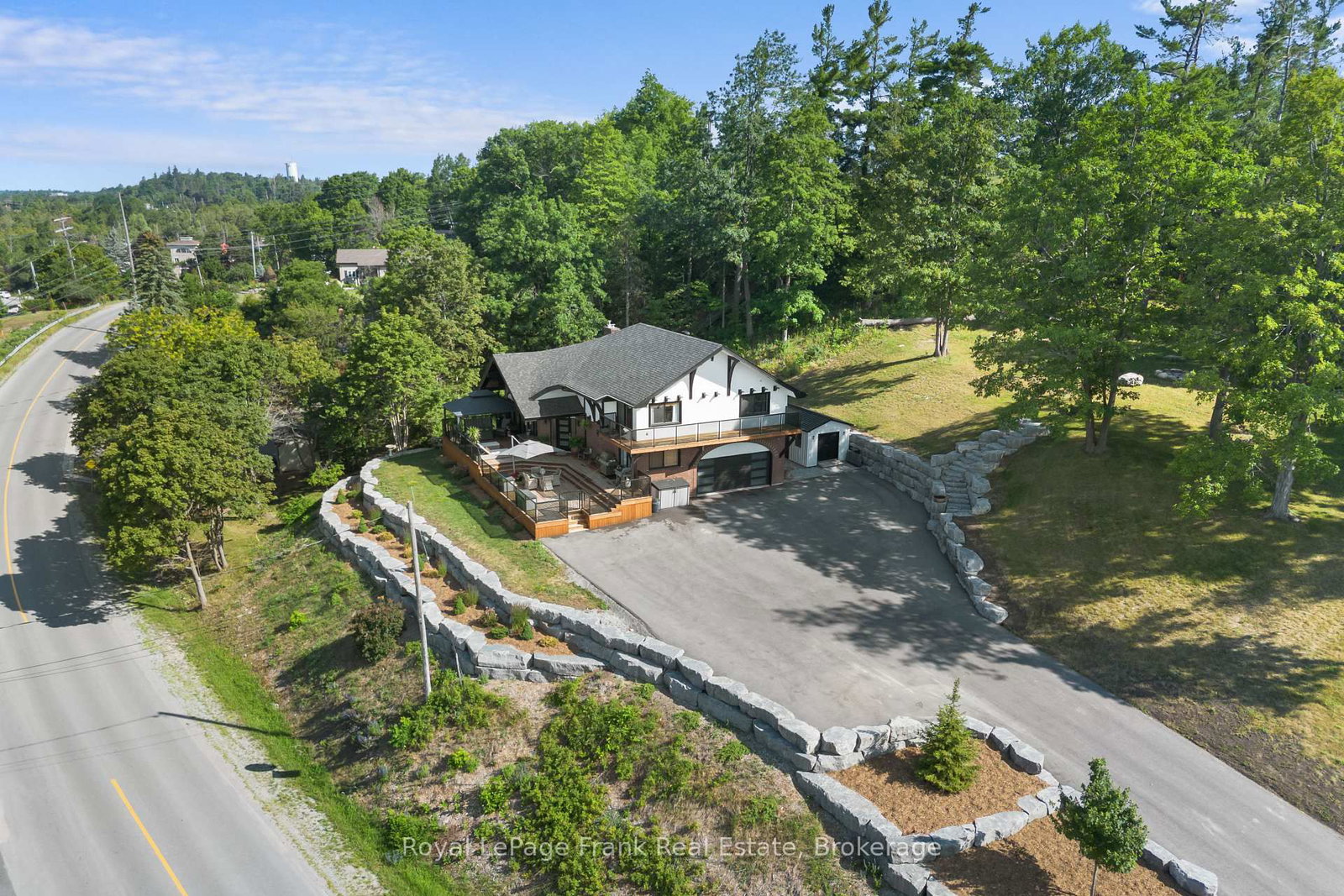 215 Francis Street • Kawartha Lakes, ON photo 38