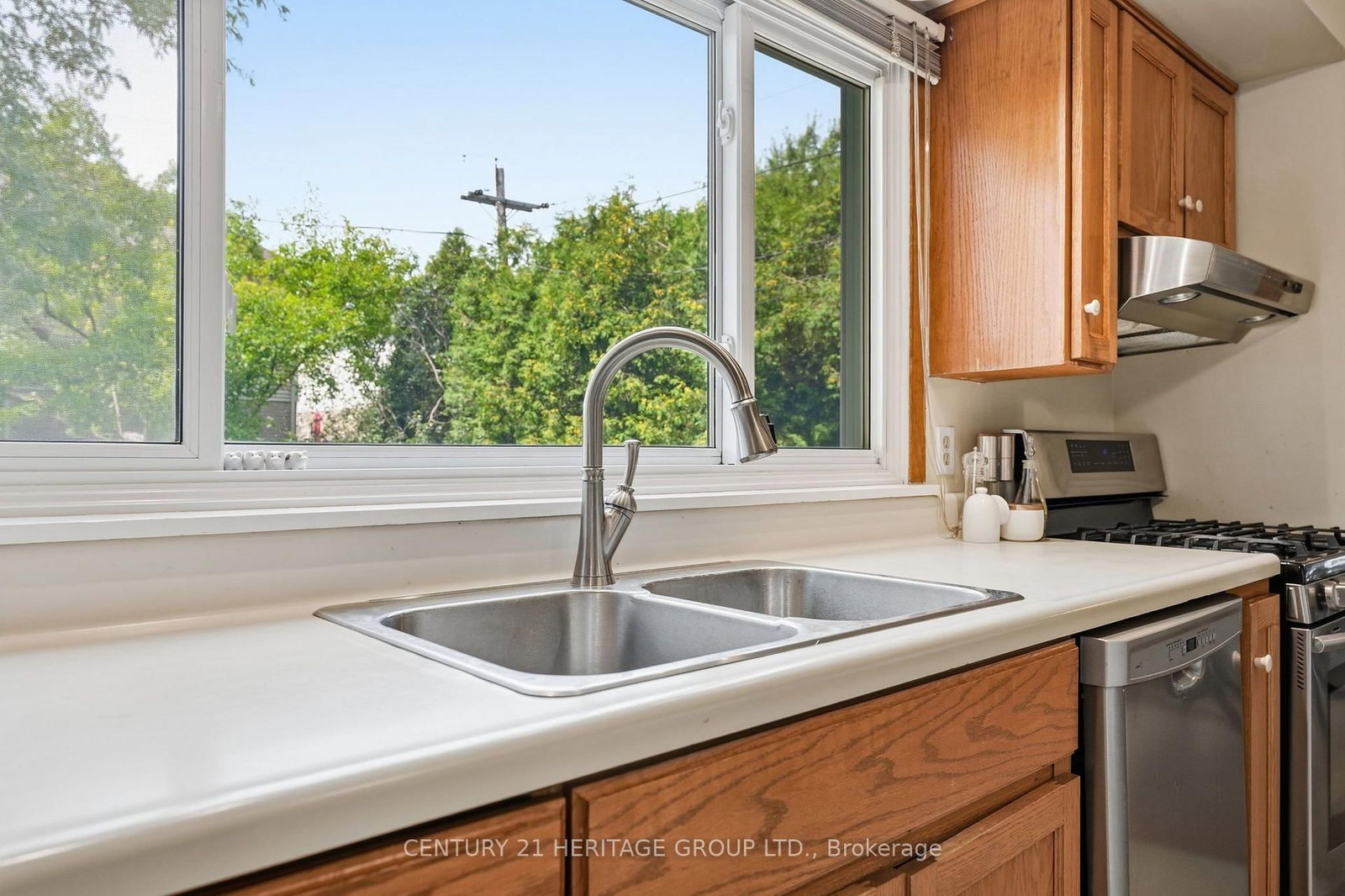 314 Harmony Road • Hamilton, ON photo 24