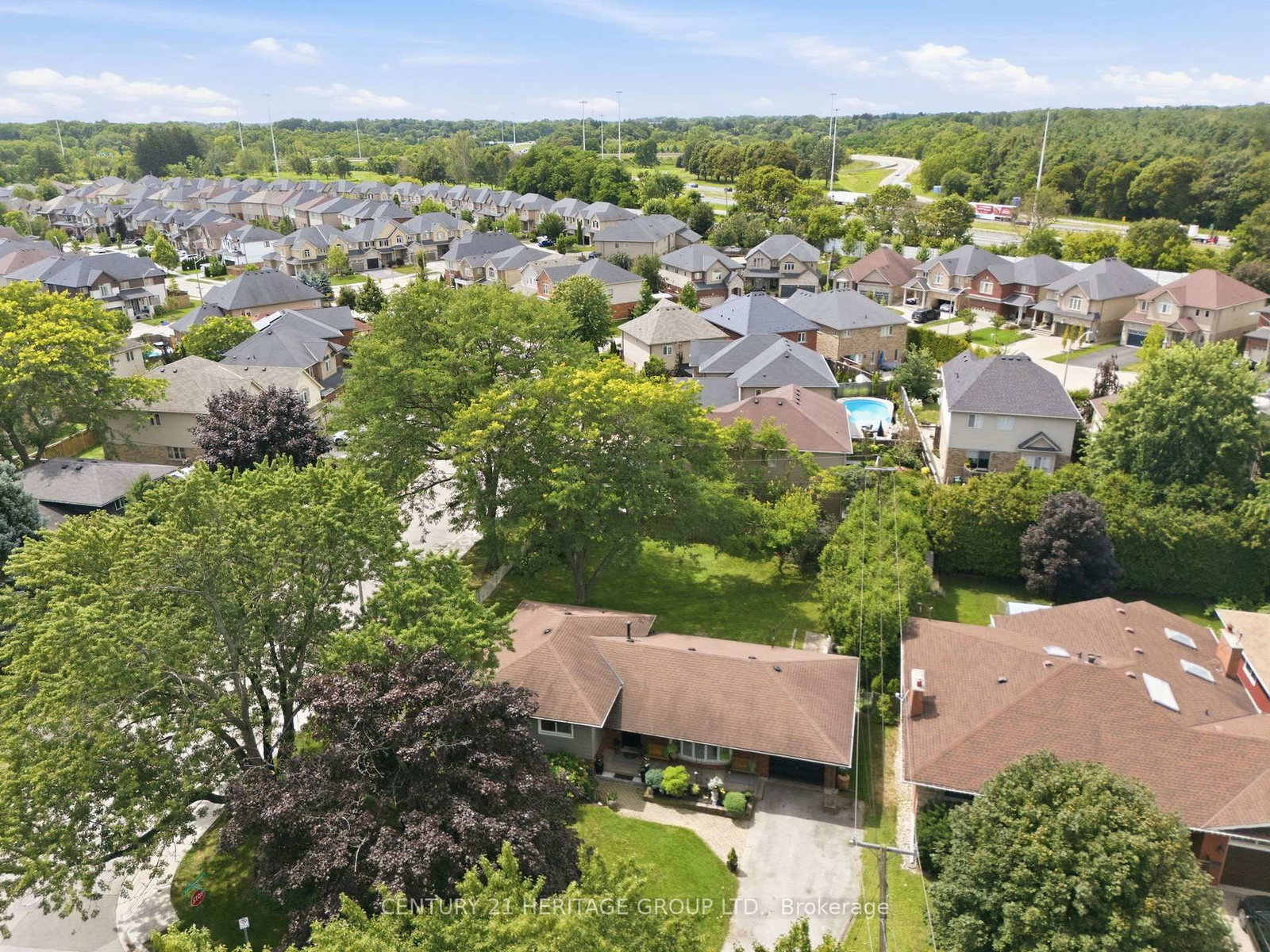 314 Harmony Road • Hamilton, ON photo 6