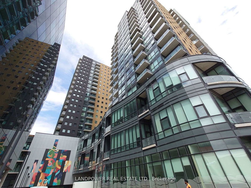 910 - 104 Garment Street