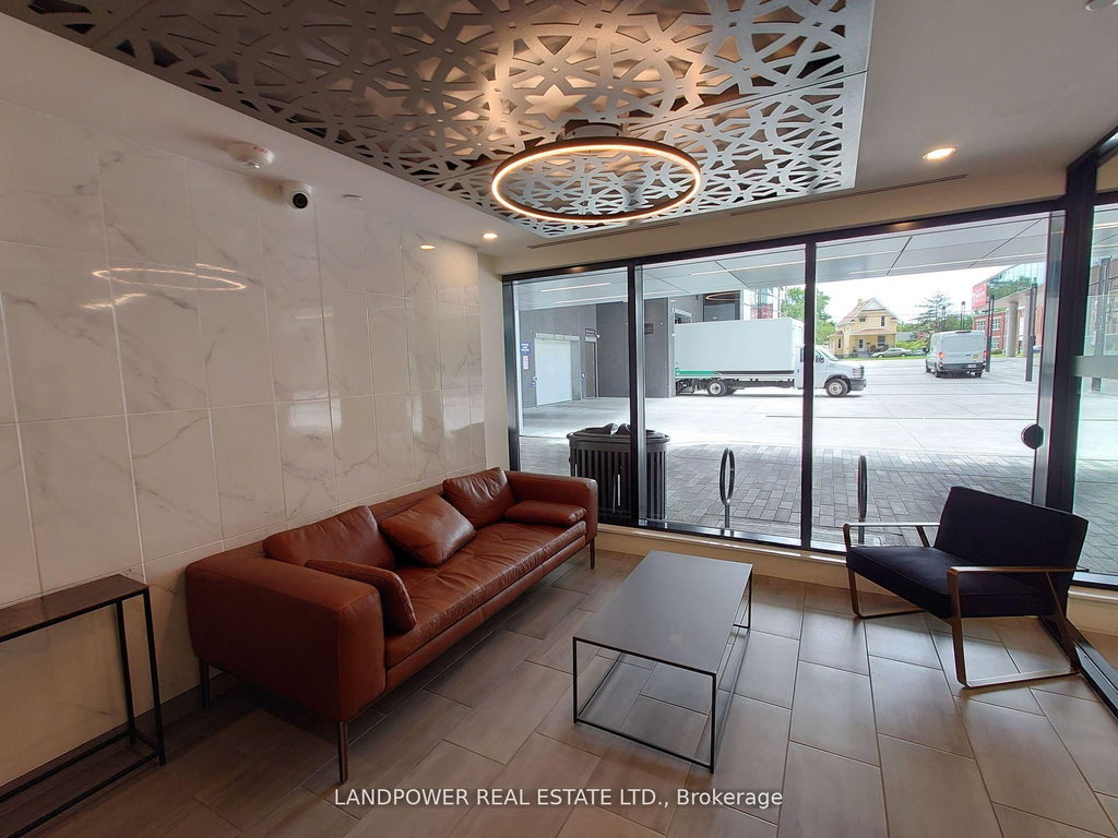 910 - 104 Garment Street 5