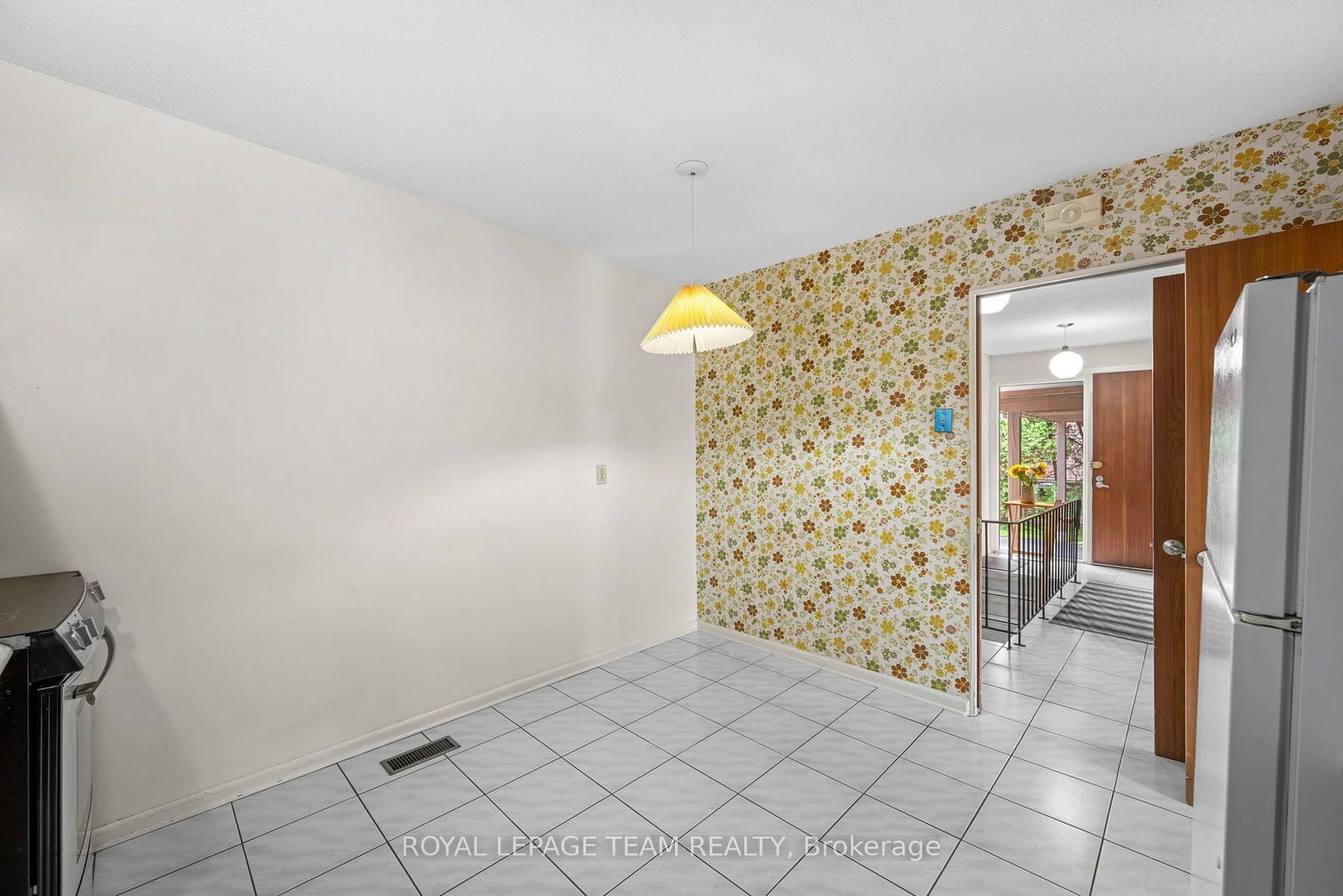 1380 Marchand Street • Ottawa, ON photo 15