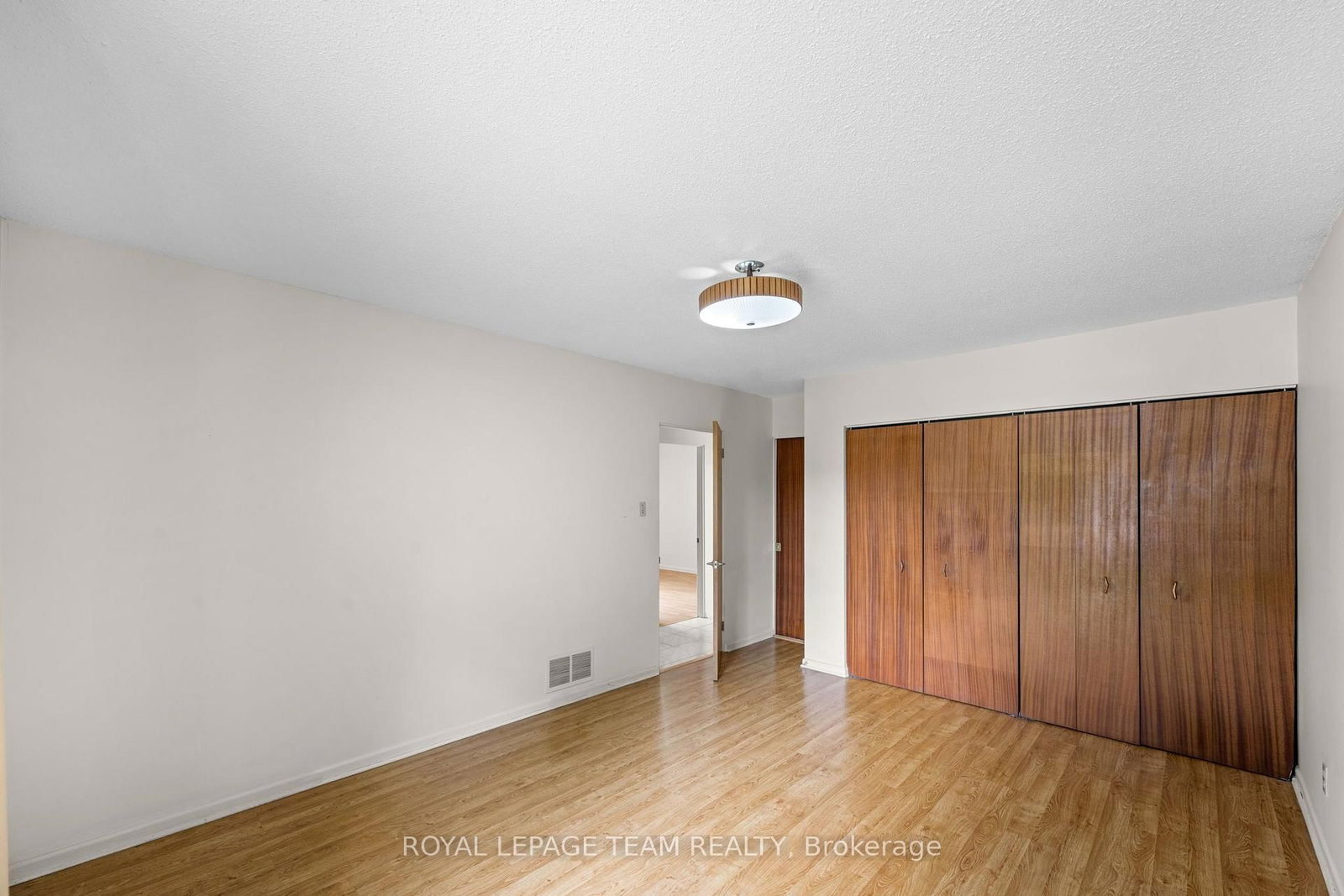 1380 Marchand Street • Ottawa, ON photo 18