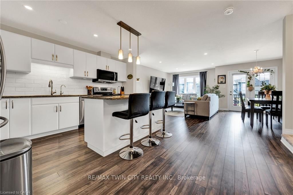 2C-115 South Creek Dr, Kitchener, view 6